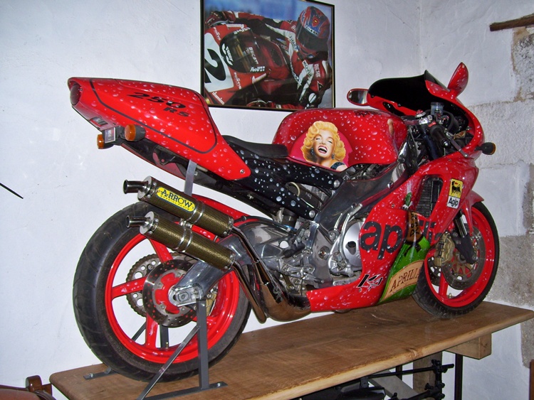 Aprilia RS250 Special